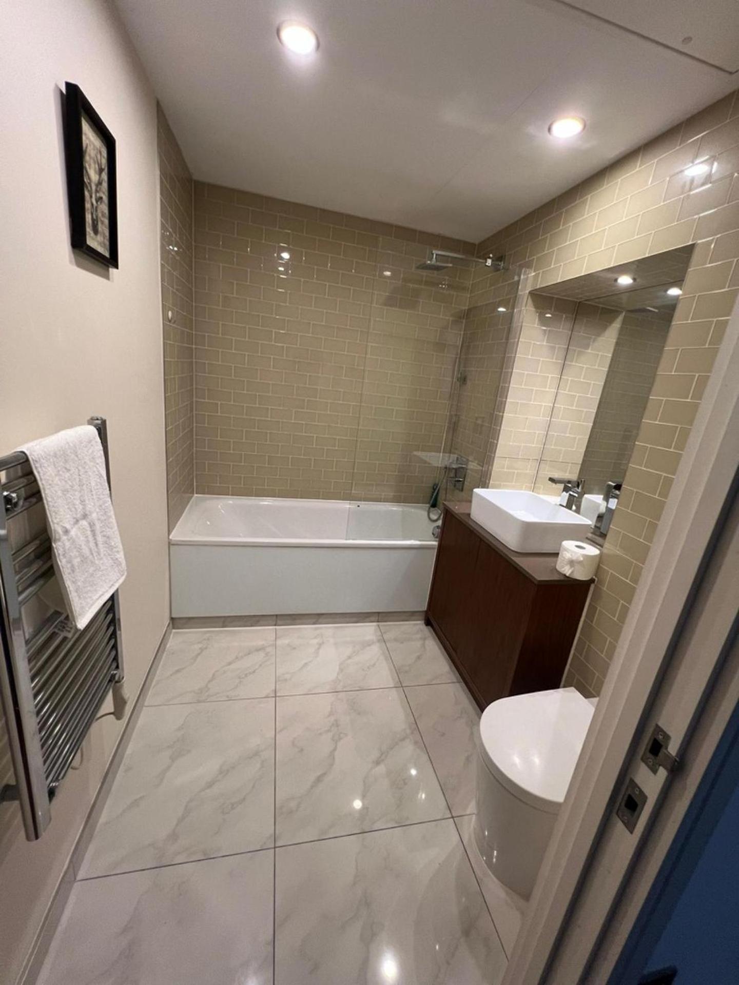 Apartment W Balcony In Canary Wharf